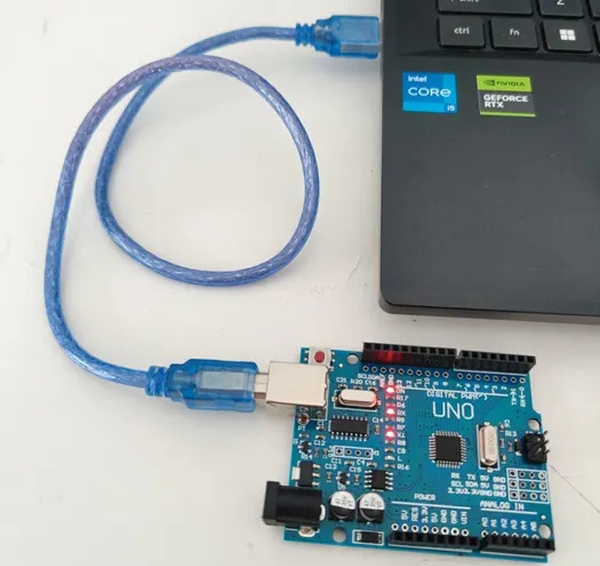 Connect Arduino Uno to pictoblox with usb