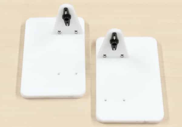 servo horn plate on the foot base