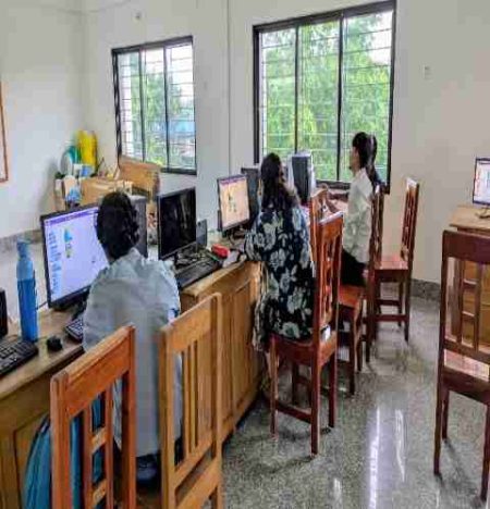 DaffodilsEnglishAcademy1